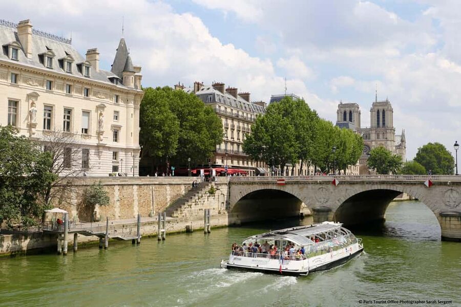 Paris: Montmartre Train Ride w/ Optional Seine River Cruise - What the 30-minute train ride actually covers