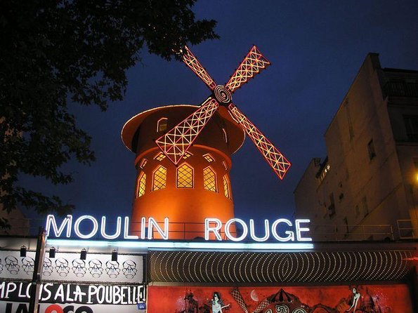 Paris Moulin Rouge Private Round-Trip Transfer - Key points to know before booking