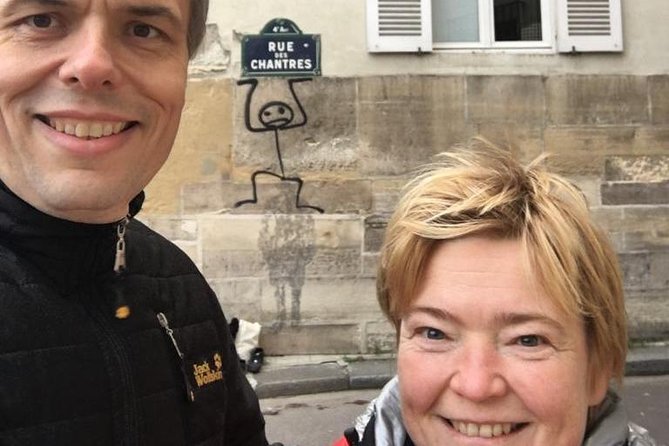 Paris Murder Mystery: Death on the Seine Quest and Tour - The $6.01 price and what you receive