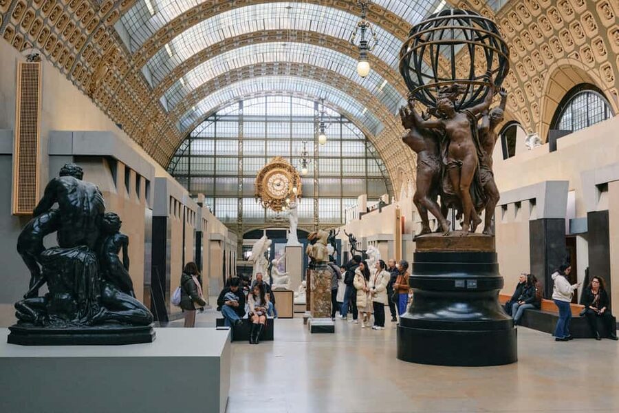 Paris: Musée d'Orsay Private Guided Tour with Reserved Entry - The old station building adds another layer