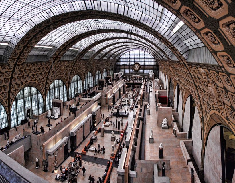 Paris: Musée d'Orsay Private Guided Tour with Reserved Entry - Languages, mobility, and timing