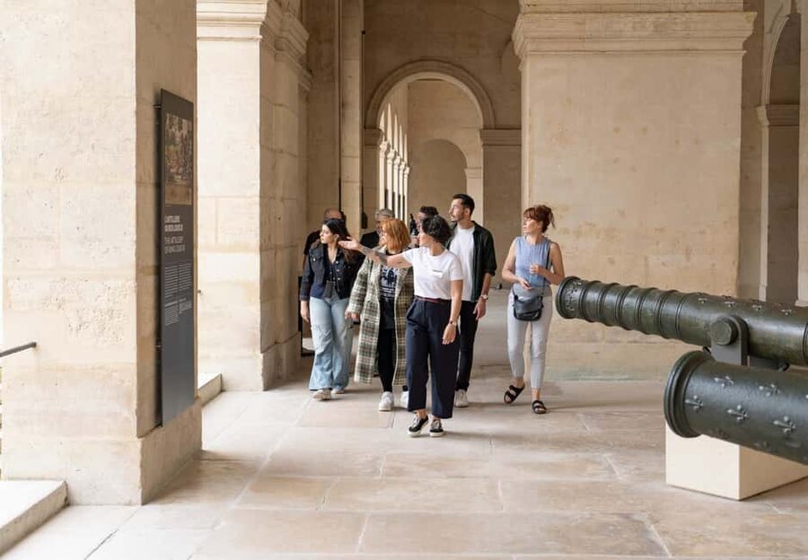 Paris: Napoleon’s Tomb & Invalides Small Group Guided Tour - The Main Strength: A Guide Who Makes the Museum Legible