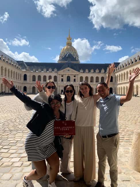Paris: Napoleon Walking Tour with Les Invalides & Tomb Entry - The Artillery Courtyard and time to keep exploring