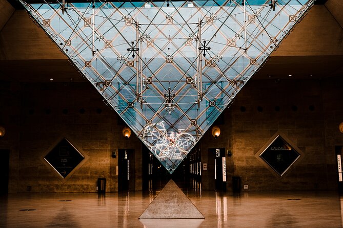 Paris: Night at the Louvre 6-people Max Guided Experience - What $161.44 buys you