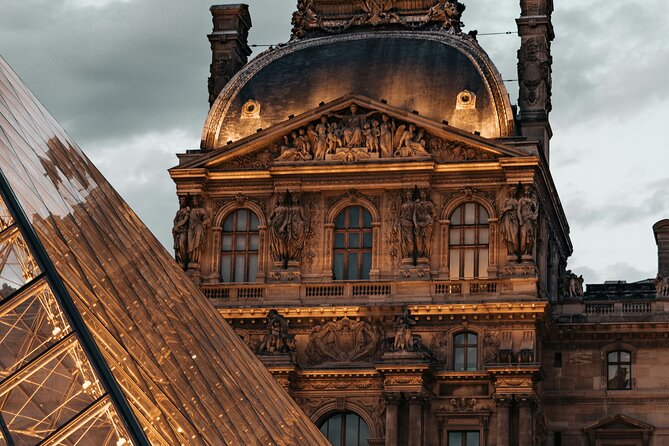 Paris: Night at the Louvre 6-people Max Guided Experience - Ending inside the museum