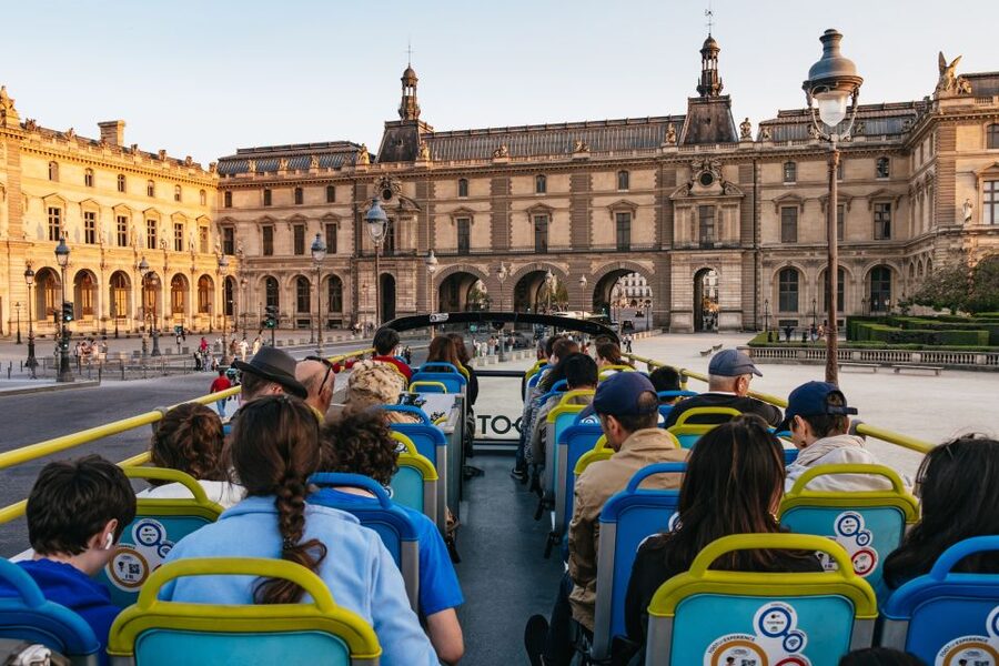 Paris: Night Bus Tour with Audioguide - Arc de Triomphe and the Champs-Élysées