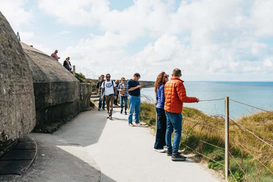Paris: Normandy D-Day Sites Guided Day Trip with Lunch - Pointe du Hoc and the Ranger assault