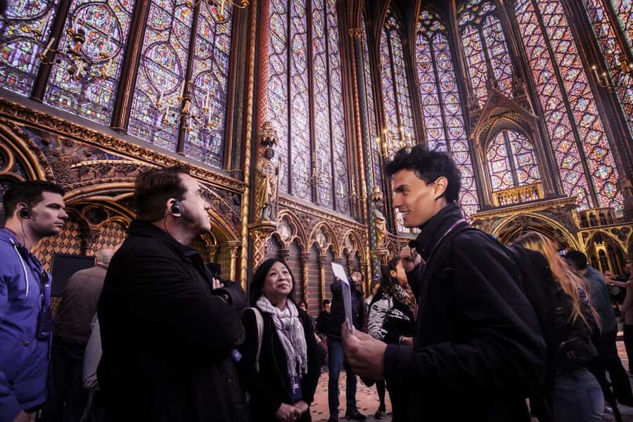 Paris: Notre Dame and Île de la Cité Walking Tour - Why Île de la Cité is the right place to start Paris