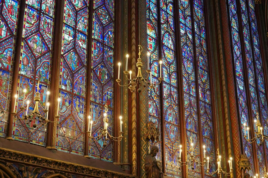 Paris: Notre Dame Cathedral Exterior Tour with Free Entry - The free interior visit is useful, but it is not guided
