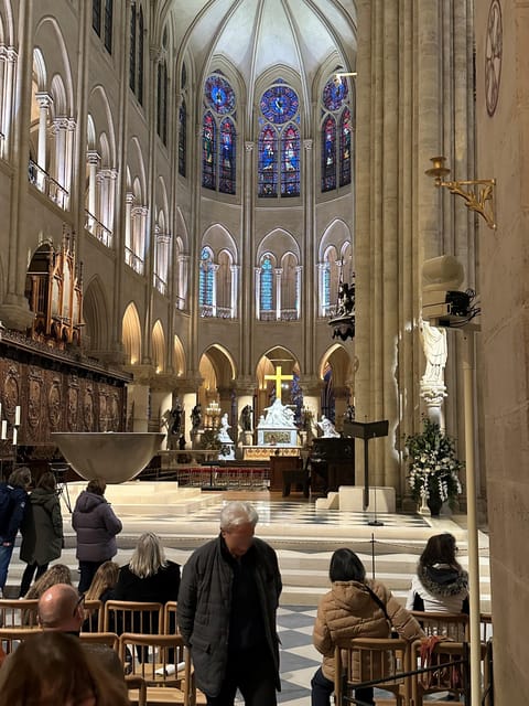 Paris: Notre Dame Cathedral Guided Tour of the Neighborhood - Who should book this walk?