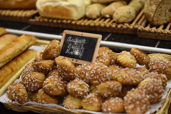 Paris Off the Beaten Path Belleville Tasting Food Tour - What the guide adds to the experience