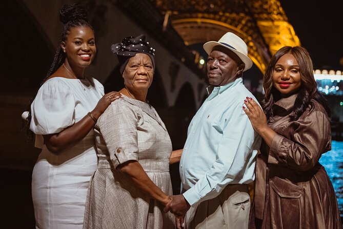 Paris One-Hour Private Photo Shoot - What You Receive for $181.41 Per Person