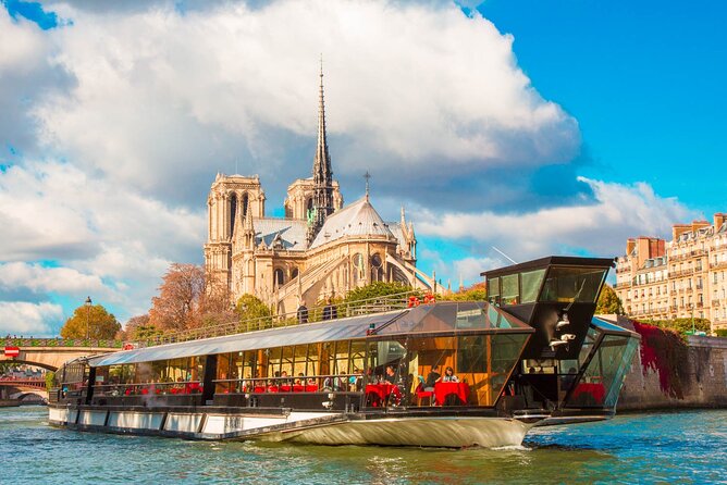 Paris - One Hour Seine River Cruise with Recorded Commentary - Who will enjoy this cruise most