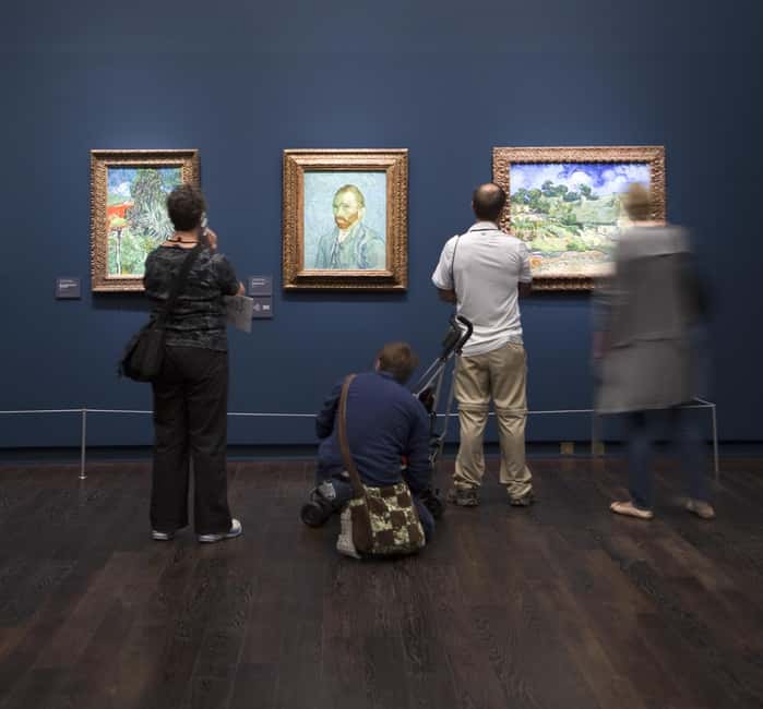 Paris: Orsay Museum Masterpieces Guided Tour - Inside the former railway station