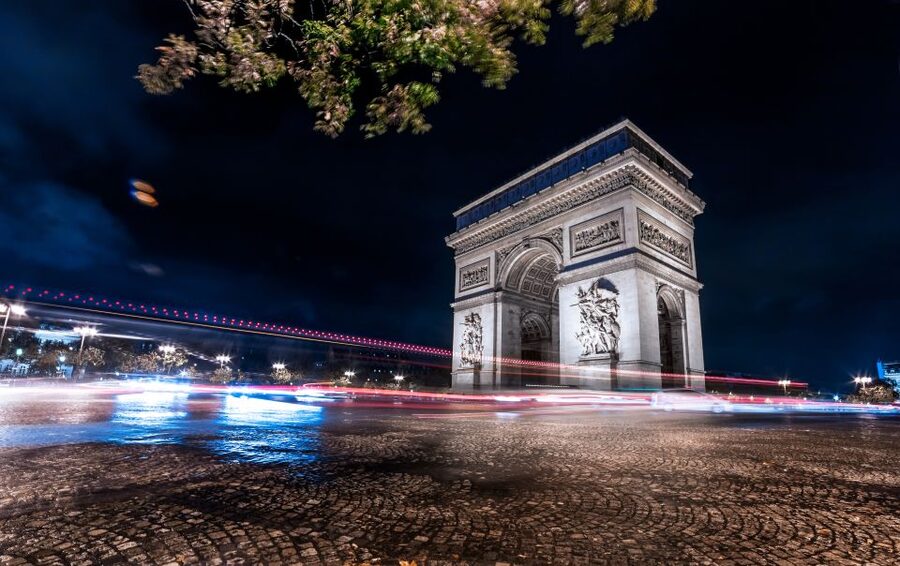 Paris: Panoramic Night Tour with Audio Guide and Host - Audio guide, languages, and the host