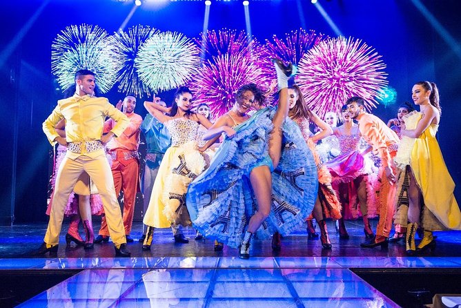 Paris Paradis Latin Cabaret Show with Champagne - Seating is the most important booking question