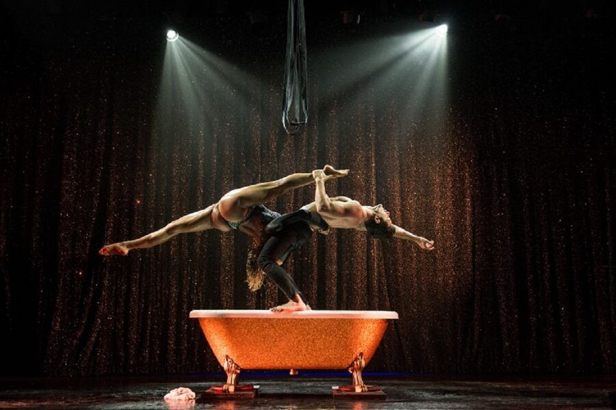 Paris: Paradis Latin Cabaret Show with Optional Champagne - Champagne, dinner, and the practical ticket choice