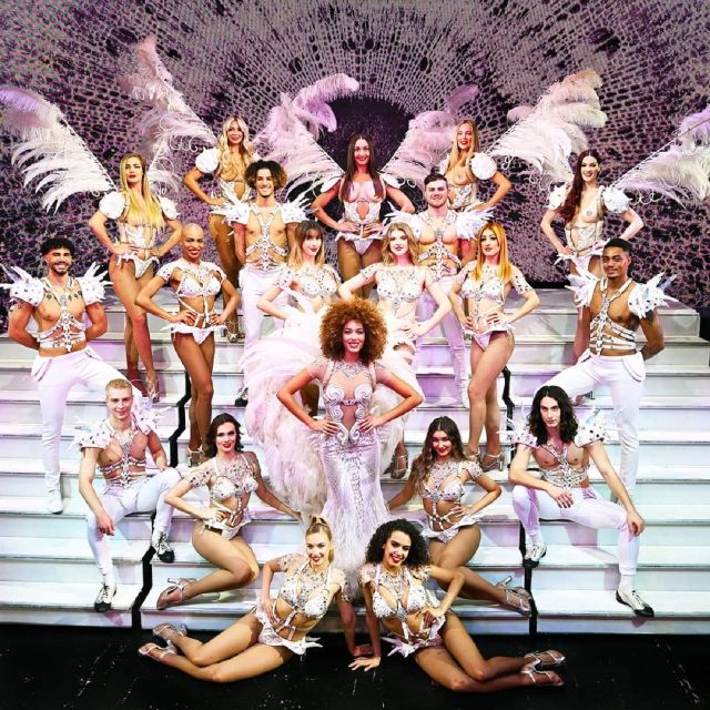 Paris: Paradis Latin Cabaret Show with Optional Champagne - Dress well and arrive prepared