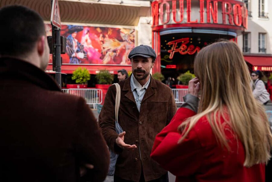 Paris : Pastries and Tragedies, The sweet tour of Montmartre - Why this Montmartre walk works so well