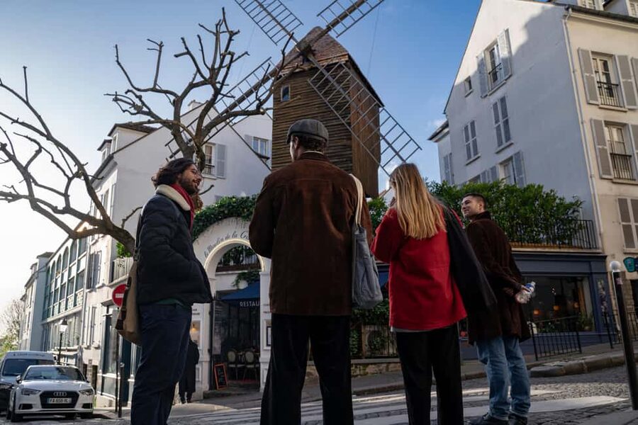 Paris : Pastries and Tragedies, The sweet tour of Montmartre - The pastry stops are the main value