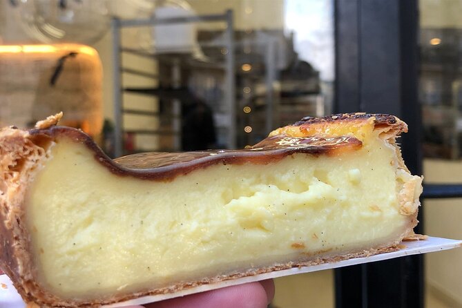 Paris Pastry Tour - Croissants, Macarons & Iconic French Desserts - A Breton pause at Le Comptoir du Commerce