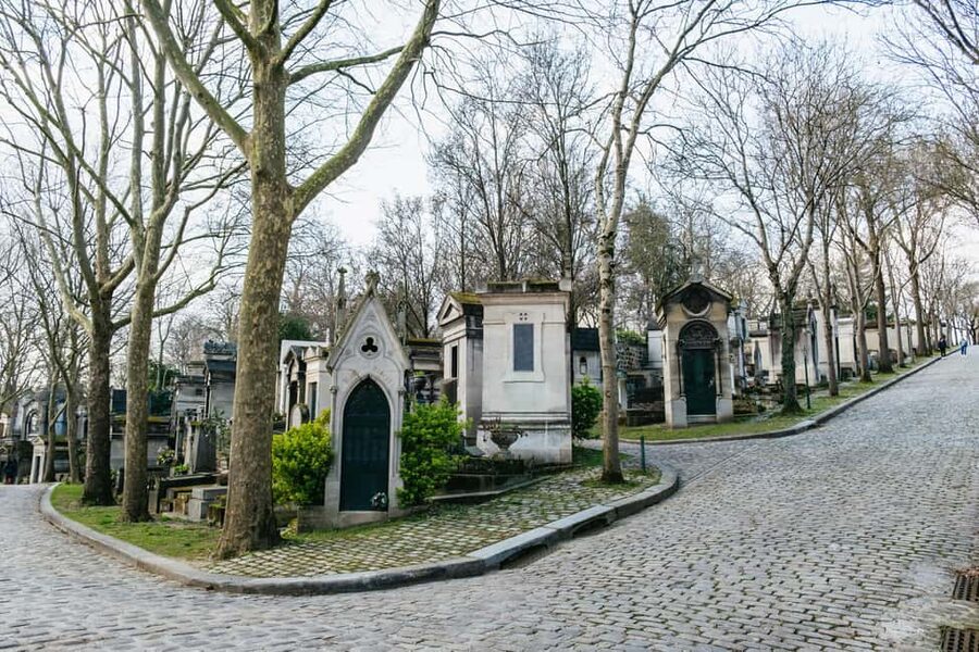 Paris: Pere Lachaise Cemetery Guided Tour - Useful Planning Details Before You Book