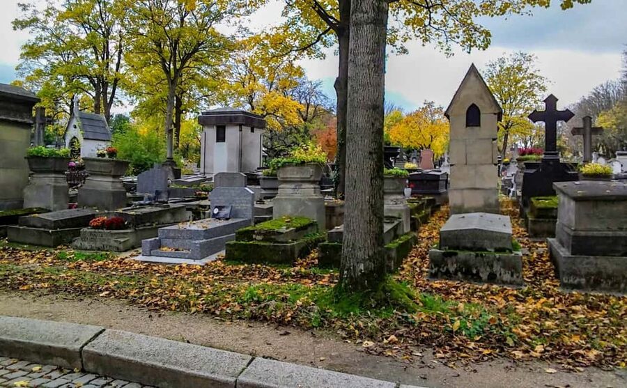 Paris: Père Lachaise Cemetery Visit with Seine River Cruise - Key points to know before you go