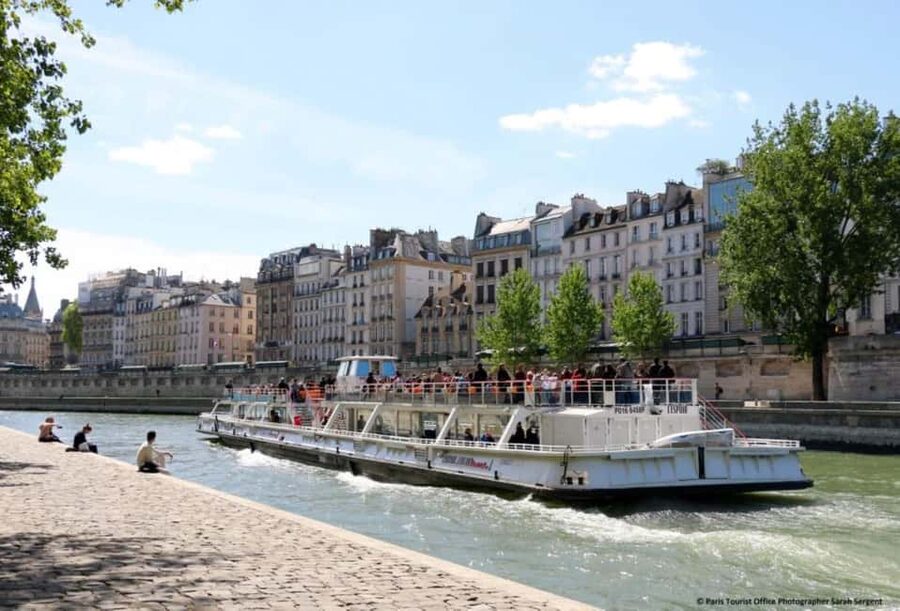 Paris: Père Lachaise Cemetery Visit with Seine River Cruise - Should you book this Père Lachaise and Seine package?