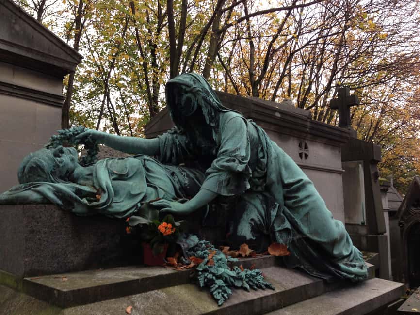 Paris: Père Lachaise Cemetery Walking Tour - Who will enjoy this tour most