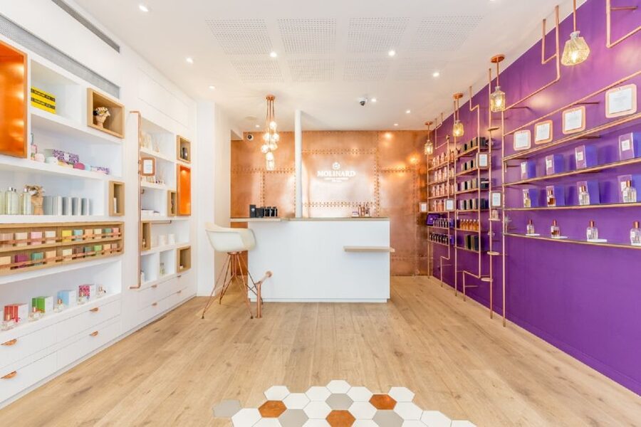 Paris: Perfume Creation Workshop - Choosing your top, heart, and base notes