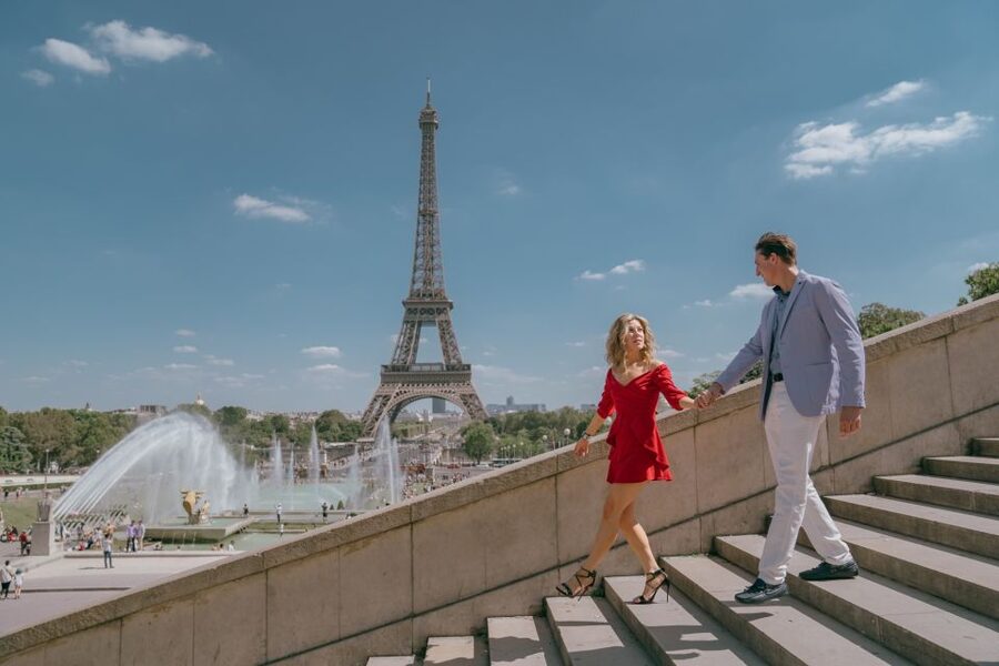 Paris: Photo Shoot with a Private Travel Photographer - Why a Paris photo shoot can be worth the money