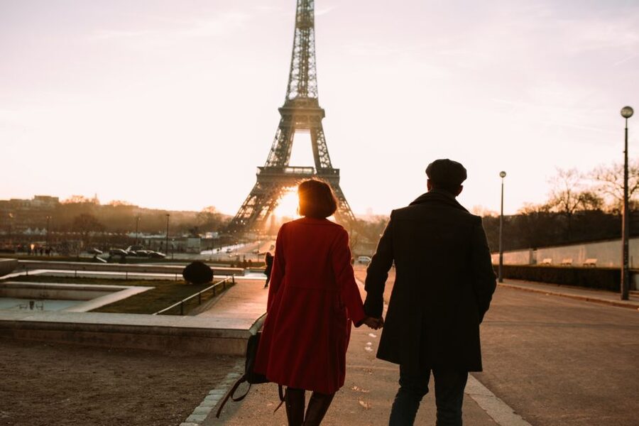 Paris: Photo Shoot with a Private Travel Photographer - How customization changes the experience