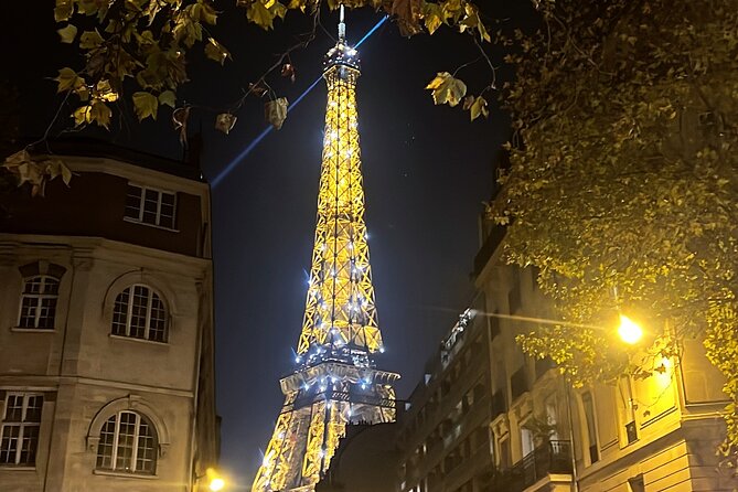 Paris Pink Tour by Night with Champagne - Saint-Germain-des-Prés and the Left Bank