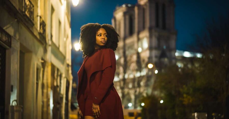 Paris: Premium Film Director Photoshoot & Natural Direction - Why this Paris photoshoot feels different