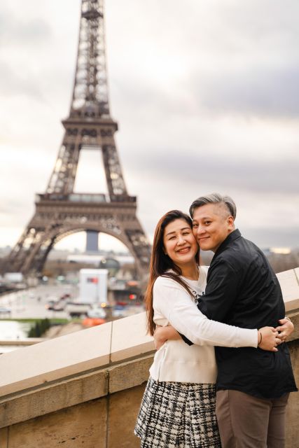 Paris: Premium Photoshoot with Iconic Eiffel Tower Views - What the editing includes