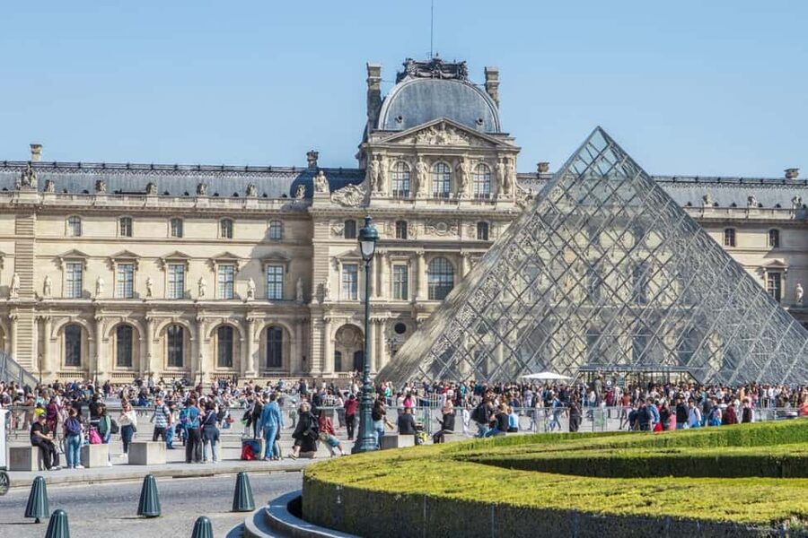 Paris: Priority Access Louvre with Host -Direct to Mona Lisa - Is $74 a fair price?