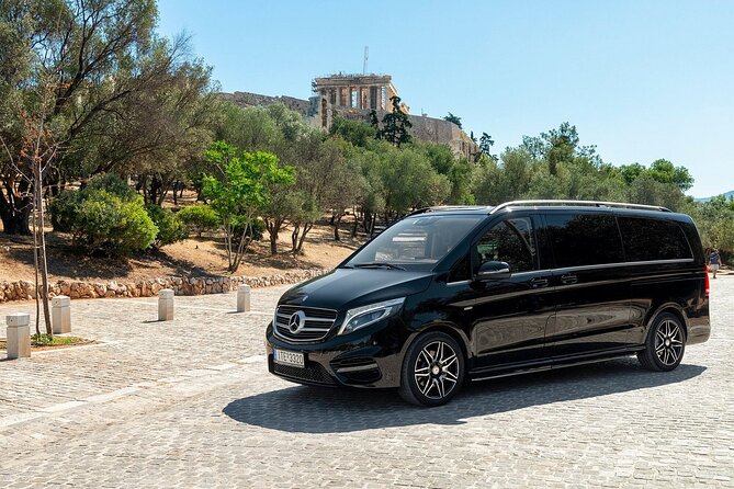 Paris Private Car Service with Driver - Vehicles, comfort, and group size