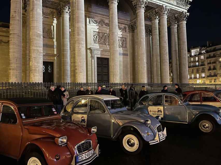 Paris: Private Christmas Lights Tour by Citroën 2CV - A private route through Paris after dark