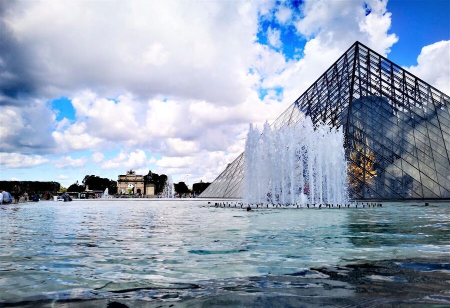 Paris: private city tour with seine river cruise - Keeping children interested for two hours