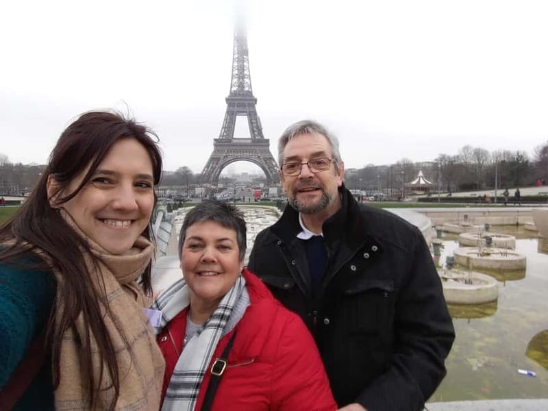 Paris: Private Custom Highlights and Gems Tour with a Local - From Colonne Vendôme to the major sights