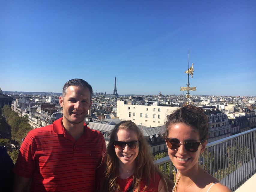 Paris: Private Custom Highlights and Gems Tour with a Local - Art and museum help from a private guide