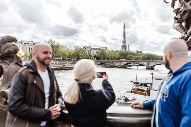 Paris: Private Custom Highlights and Gems Tour with a Local - Is $94 per person good value?