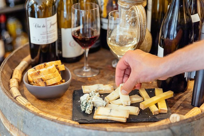 Paris Private Food Tour with 6 or 10 Tastings - Passing Hotel de Ville between bites