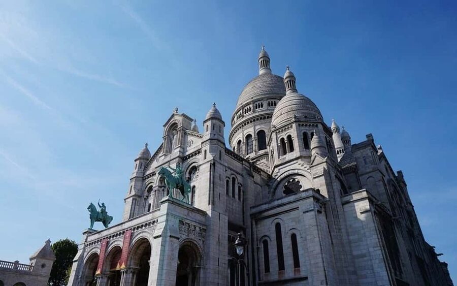 Paris: Private Full or Half-Day Sightseeing Tour with Local - Comfort, group size, and the $252 price