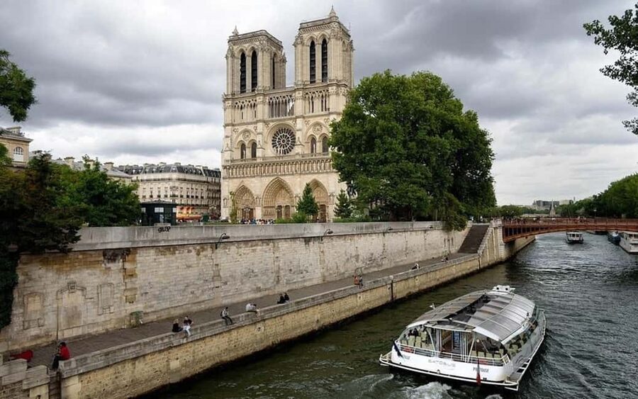 Paris: Private Full or Half-Day Sightseeing Tour with Local - Montmartre, Sacré-Cœur, and the Moulin Rouge