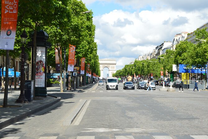 Paris Private Guided Layover Tours - Why a private layover tour can make sense