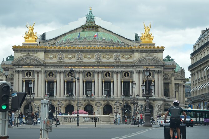 Paris Private Guided Layover Tours - Meeting your driver at Charles de Gaulle or Orly
