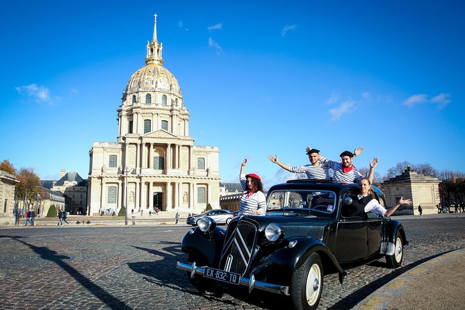 Paris Private Guided Tour in a Vintage Car with Driver - A fast opening run to the Eiffel Tower and Arc de Triomphe