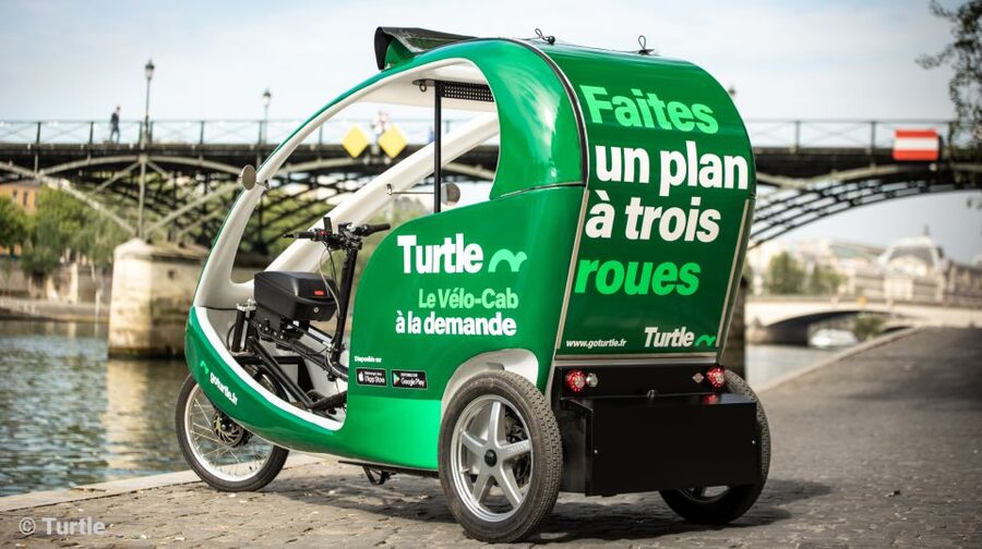 Paris : Private guided tour in Rickshaw bike - Napoléon - What the private pedicab adds