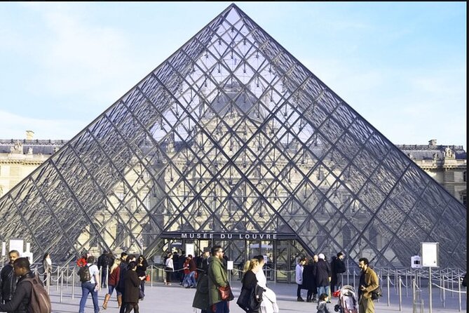 Paris Private Louvre Museum, Must See, 1H30 Tour. - Families, first visits, and repeat visits
